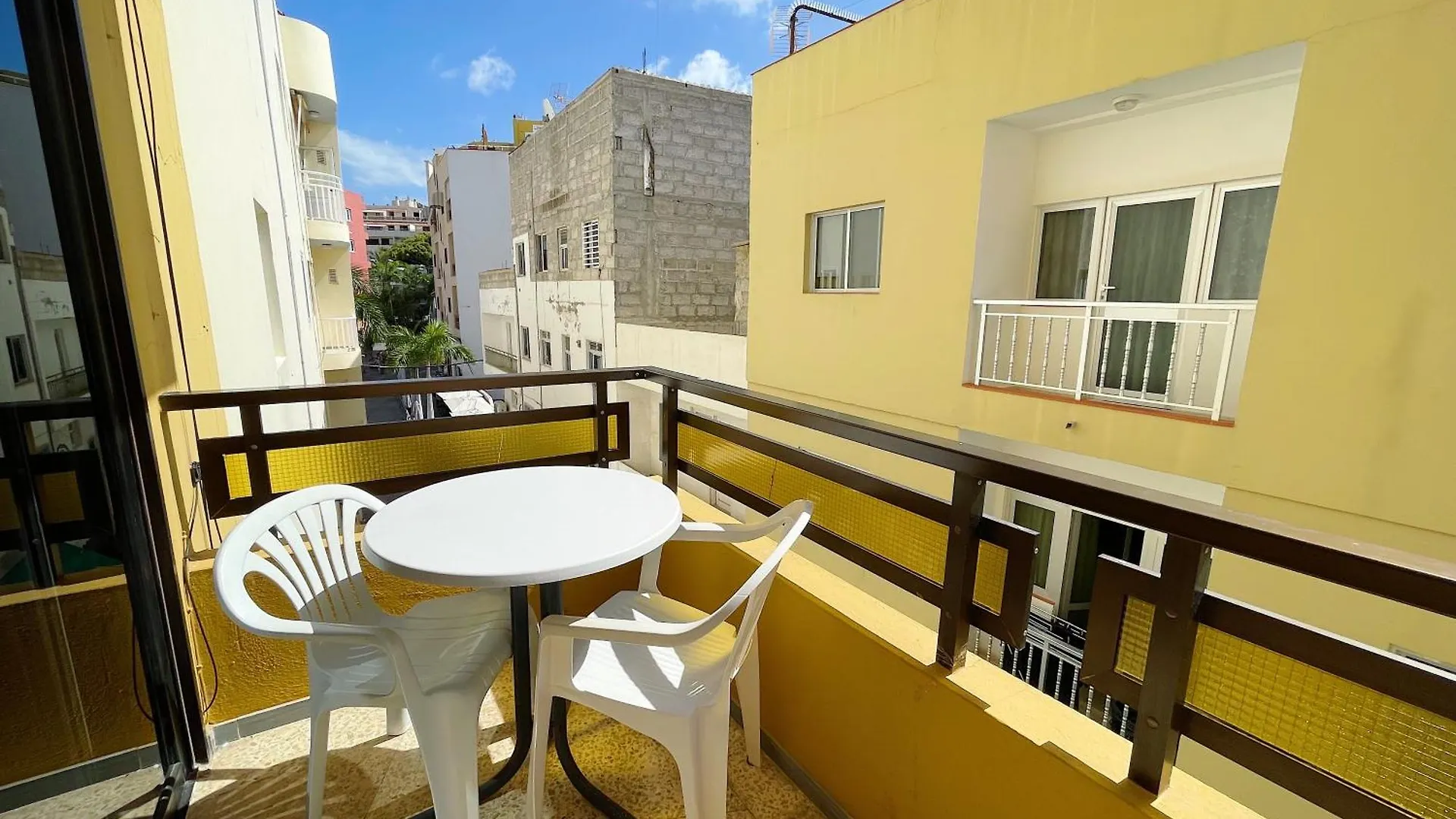 Sierra Apartment Los Cristianos