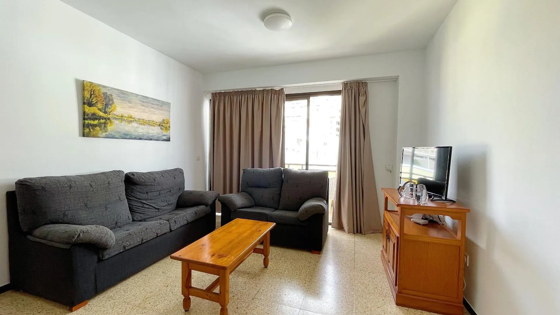 Sierra Apartment Los Cristianos  0*, Los Cristianos (Tenerife)