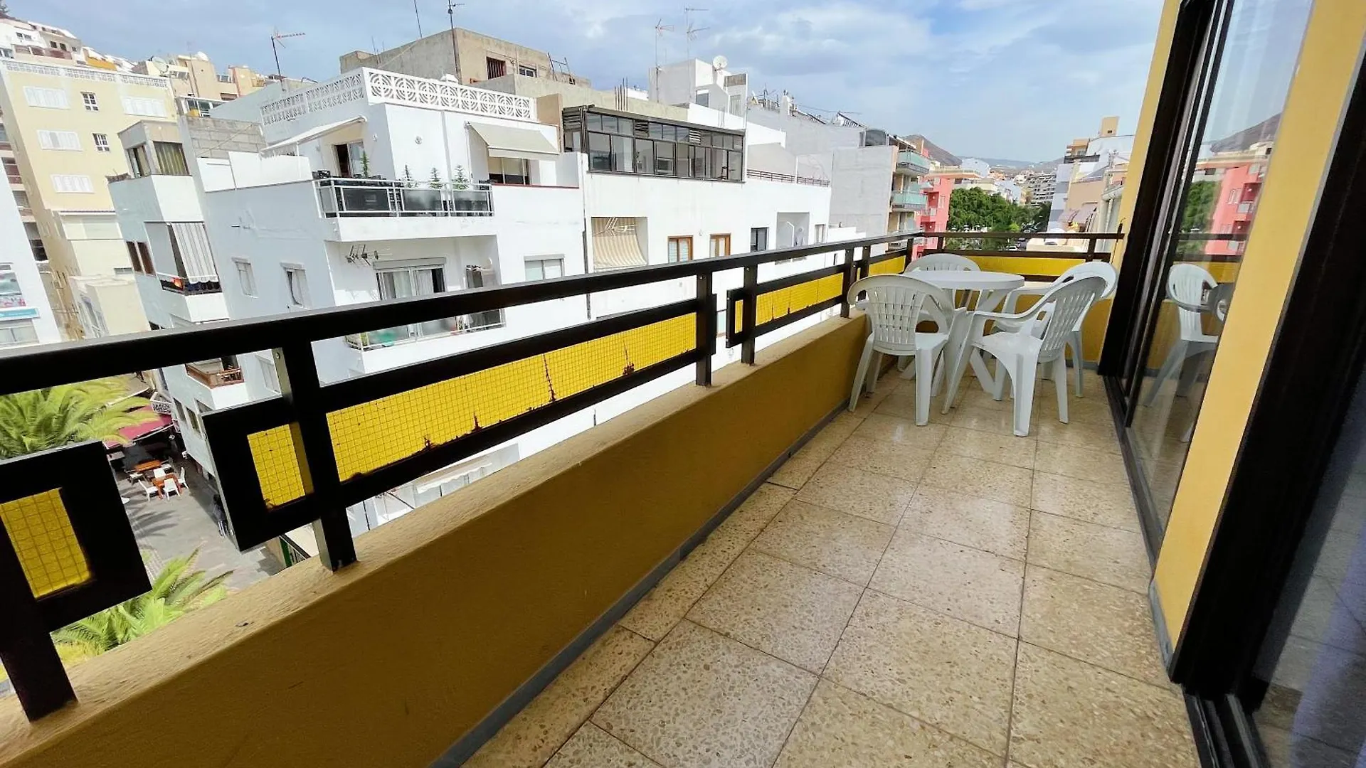 Sierra Apartment Los Cristianos